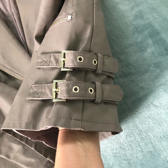 A.N.A. Leather Jacket - Picture 4 of 6